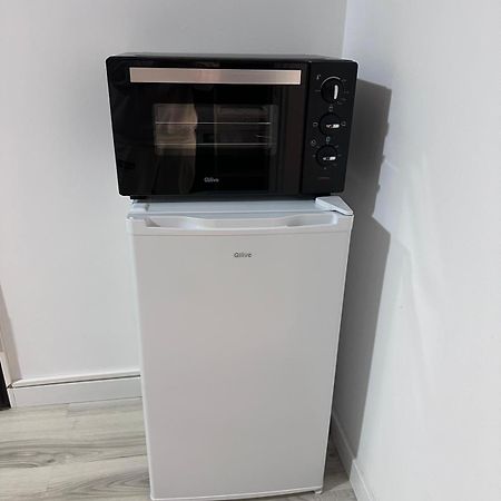 Luxury 1 Bedroom Apartment Bukarest Eksteriør billede